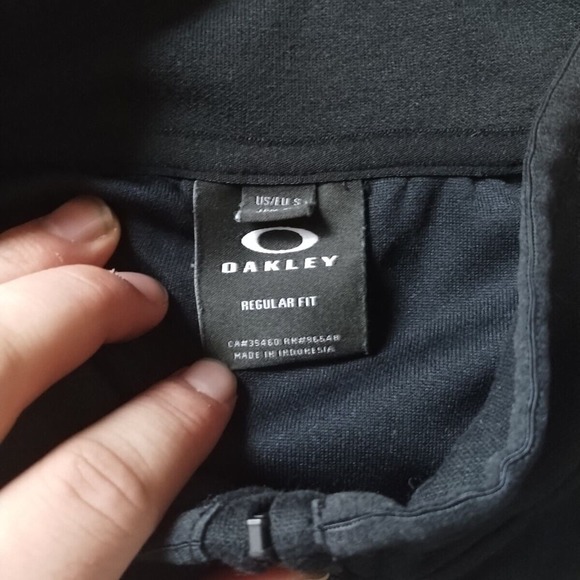 Oakley Black Quarter-Zip Sweatshirt - Picture 3 of 13